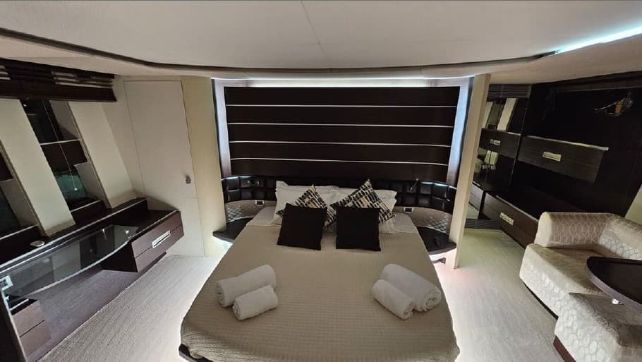 Azimut 86S view 9