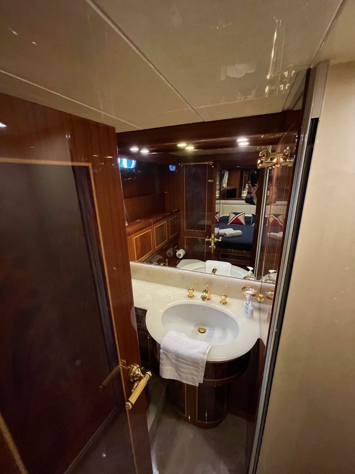 Mangusta 80 view 10
