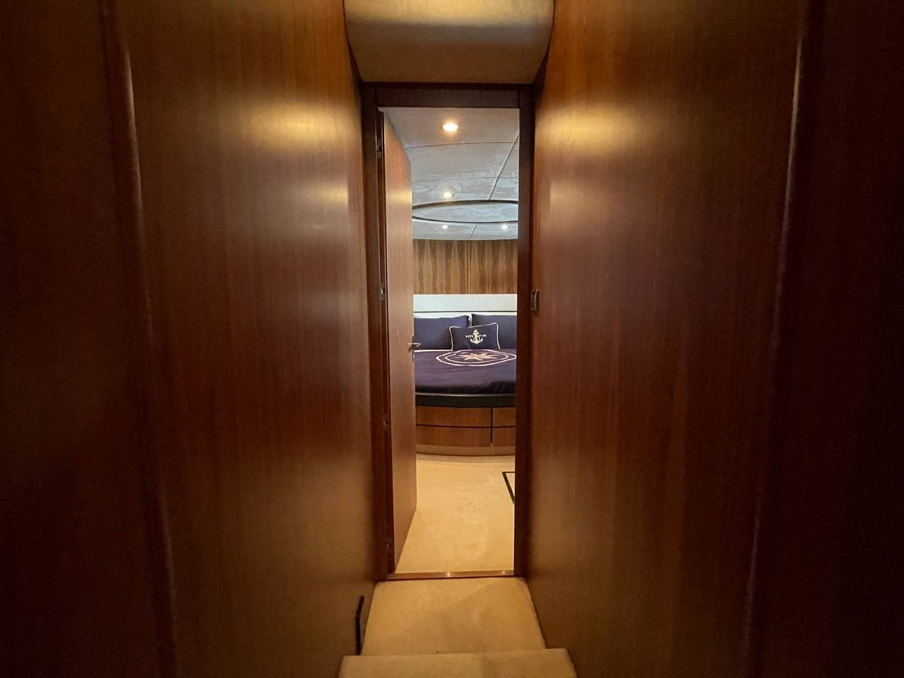 Fairline Squadron 78 view 77