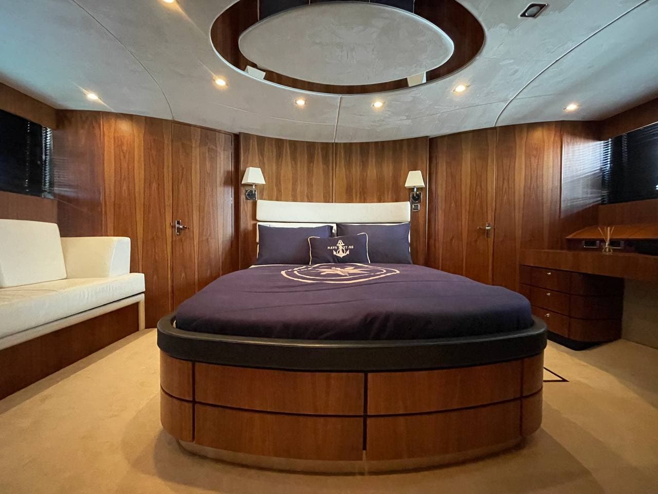 Fairline Squadron 78 view 78