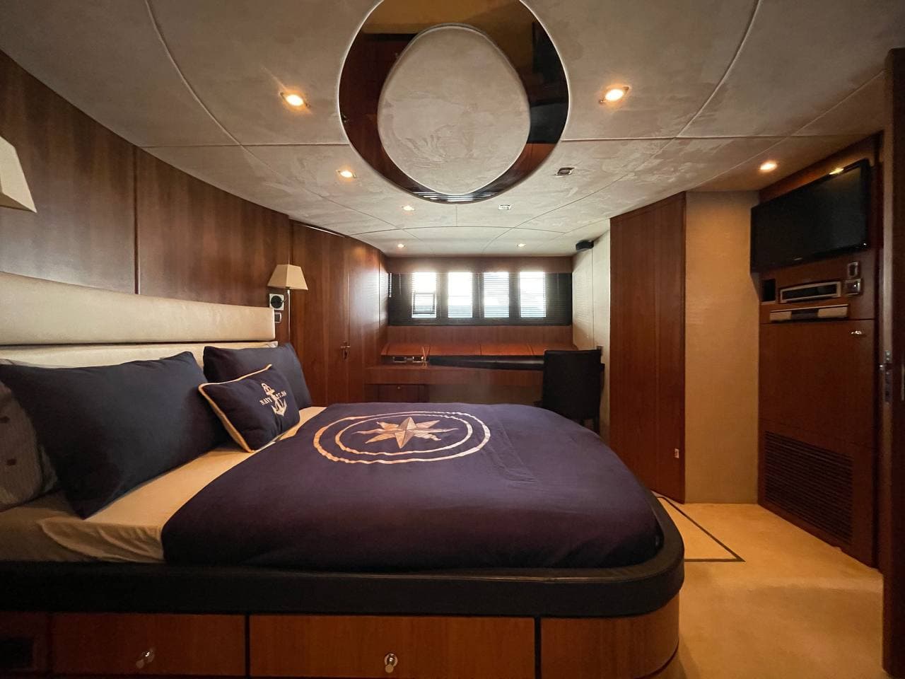 Fairline Squadron 78 view 81