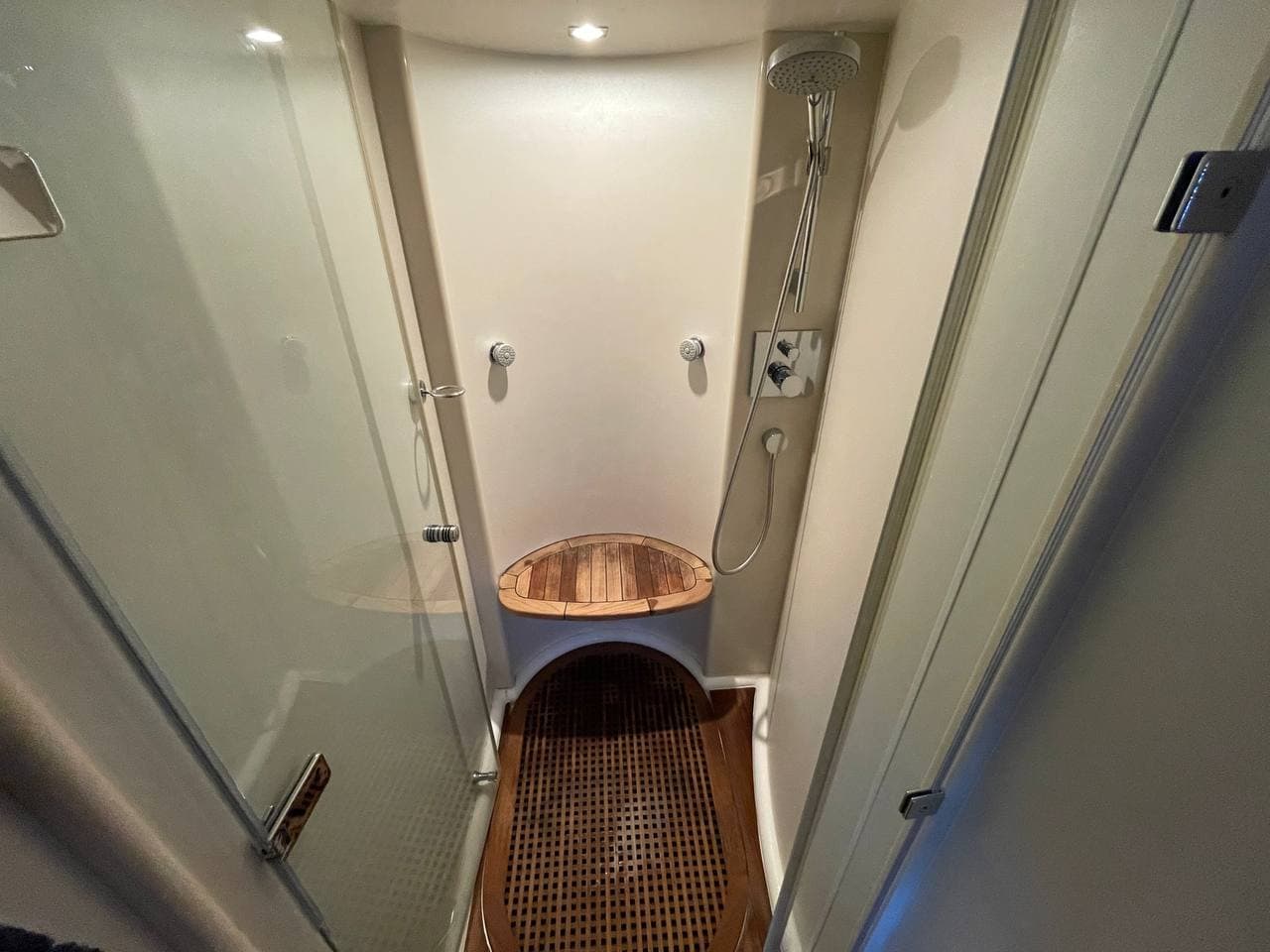 Fairline Squadron 78 view 89
