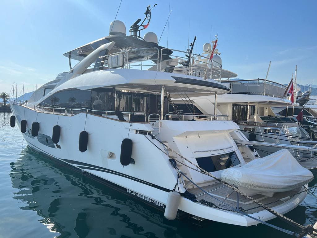 Sunseeker 28M view 2