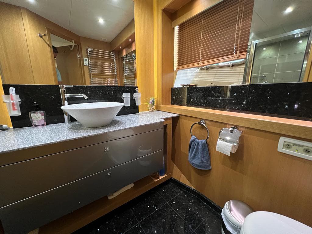 Sunseeker 28M view 19