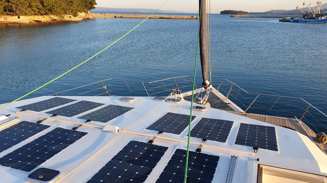 UPWIND 50 ECO view 10