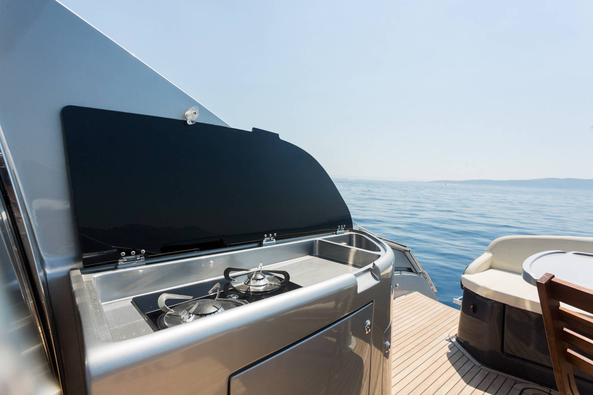 Pearlsea 56 Coupe view 45