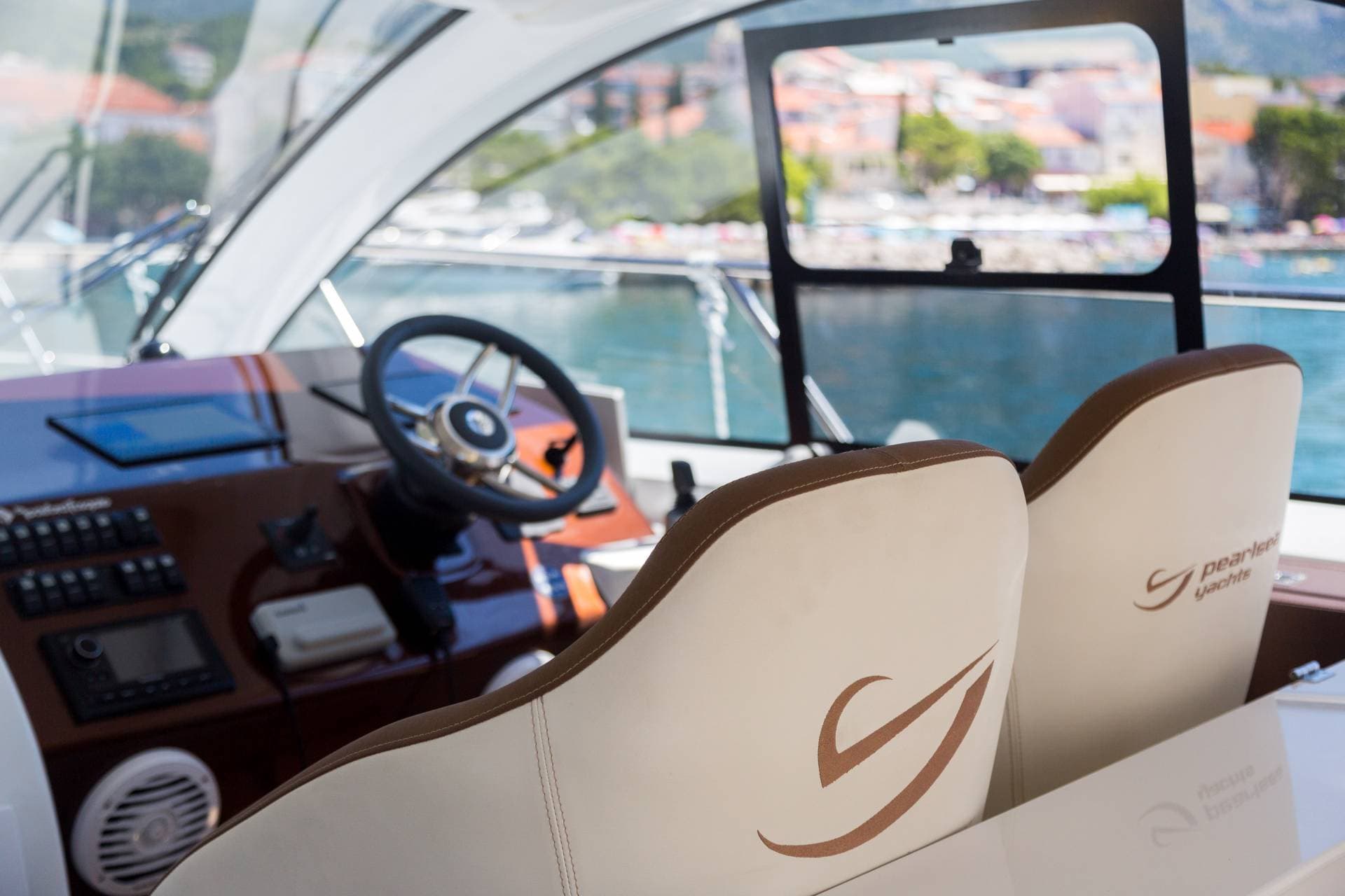 Pearlsea 40 HT Coupe view 6