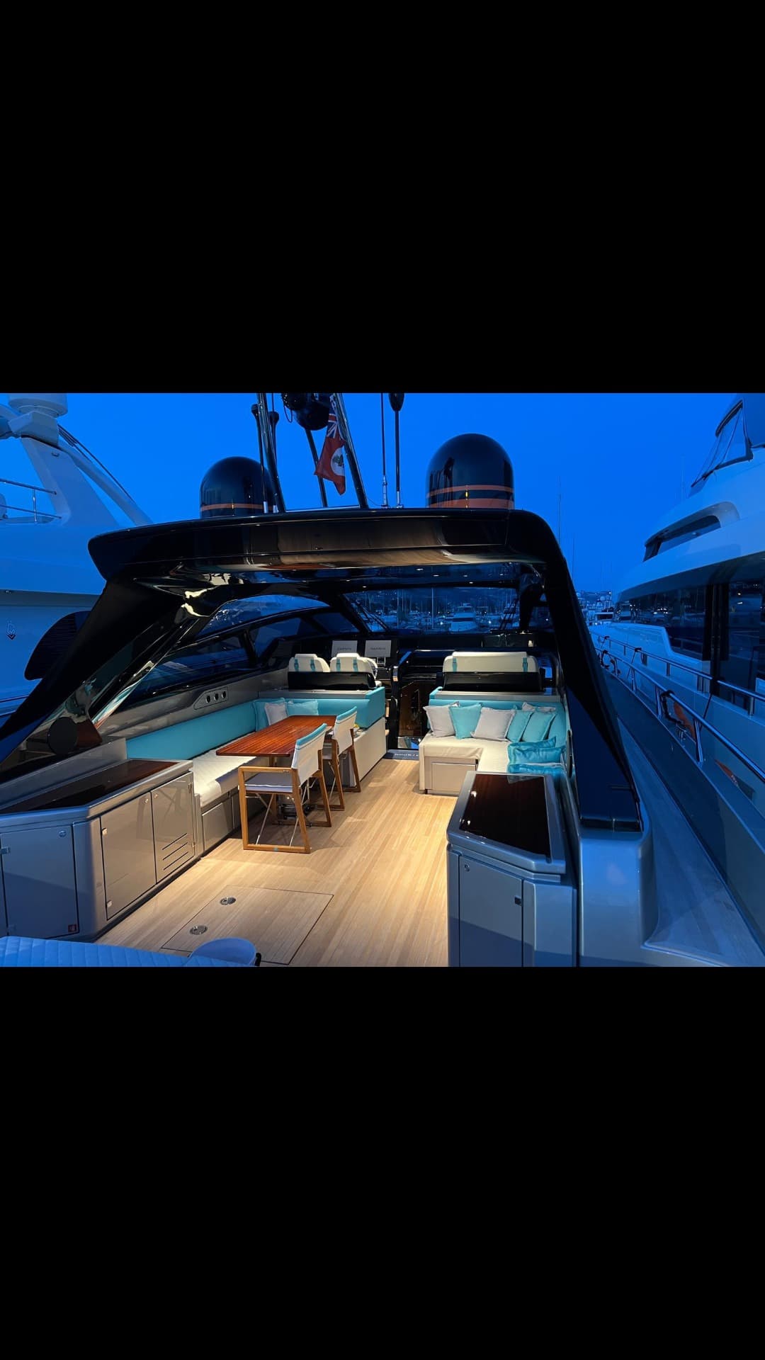Riva Diable 68 view 3