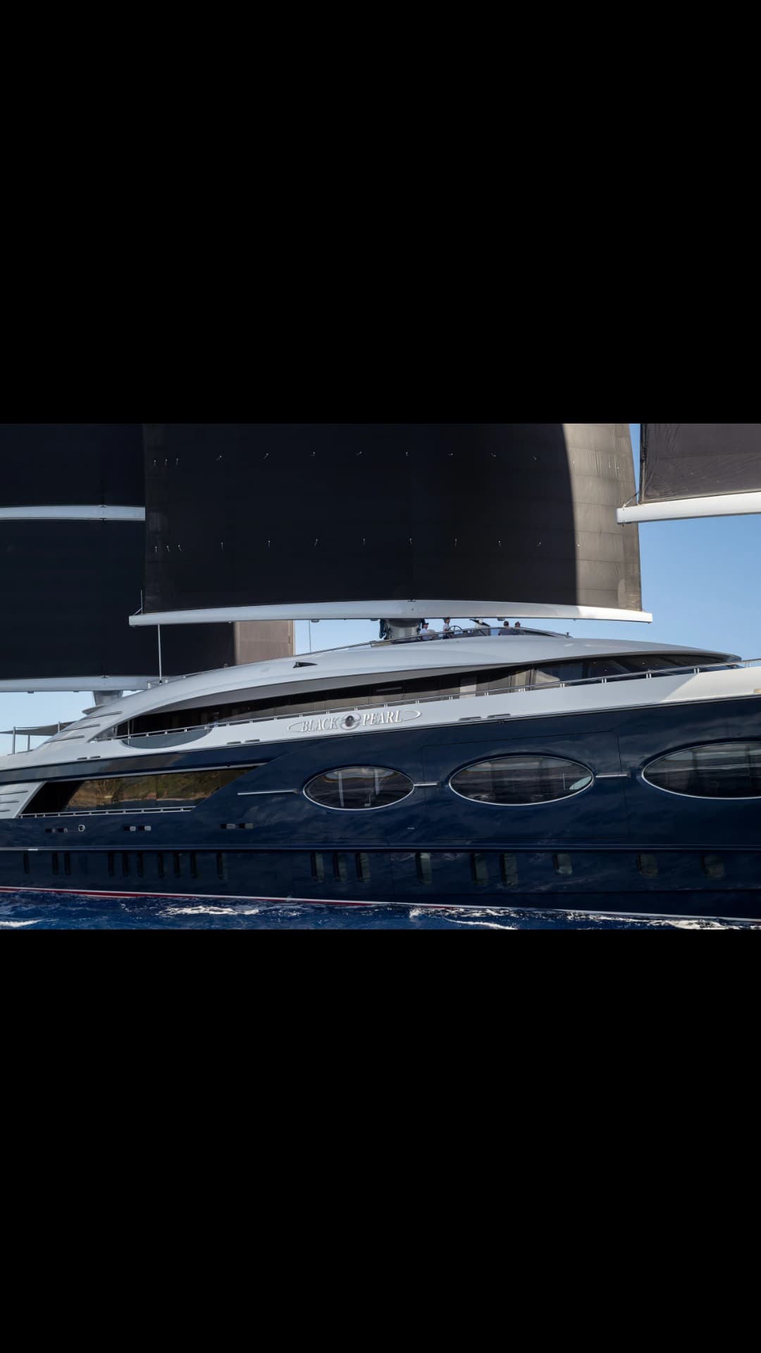 Black Pearl view 3