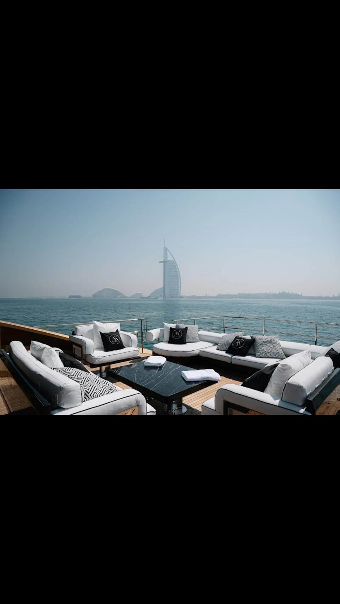 AK ROYALTY view 6