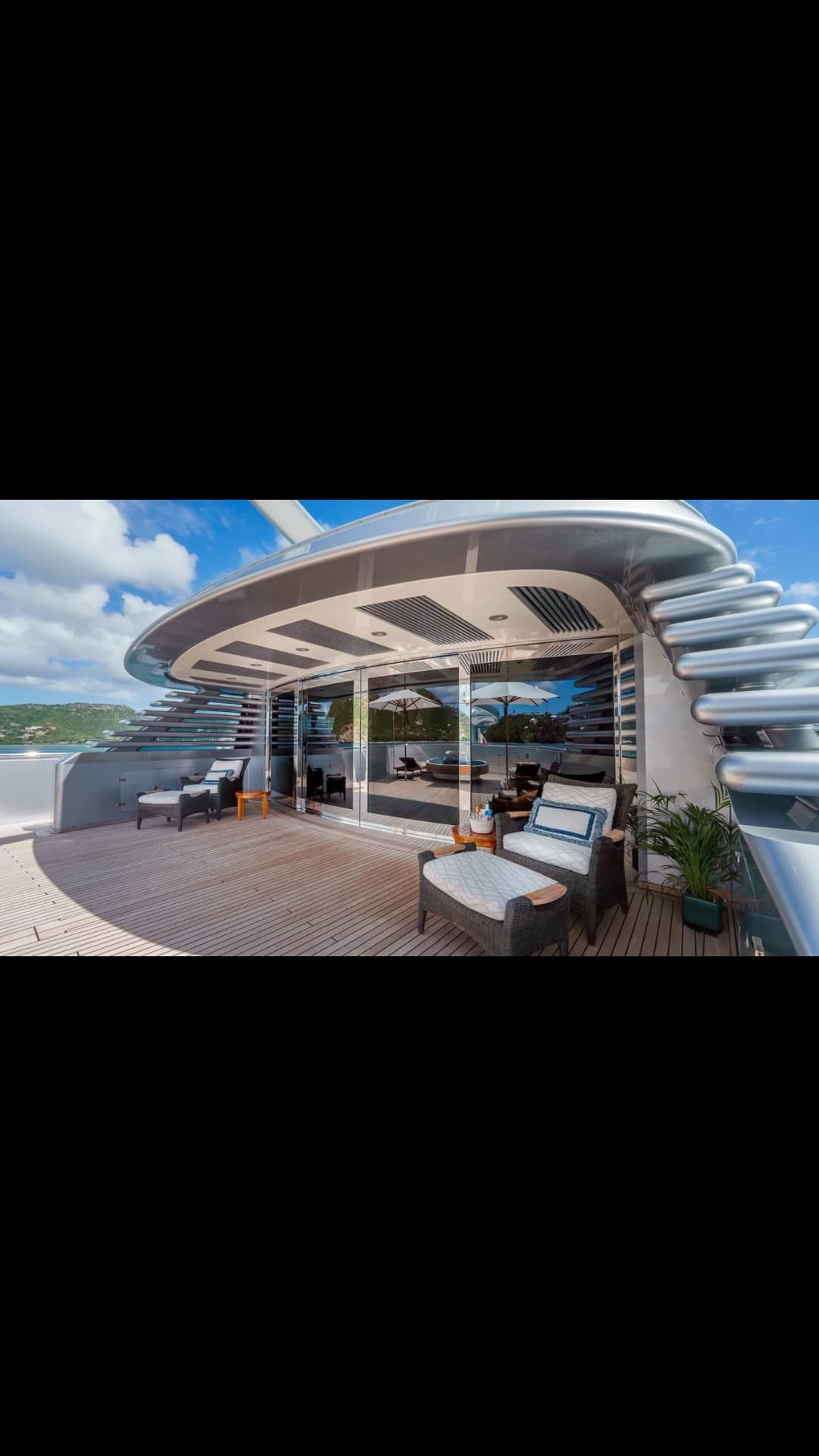 MALTESE FALCON view 11