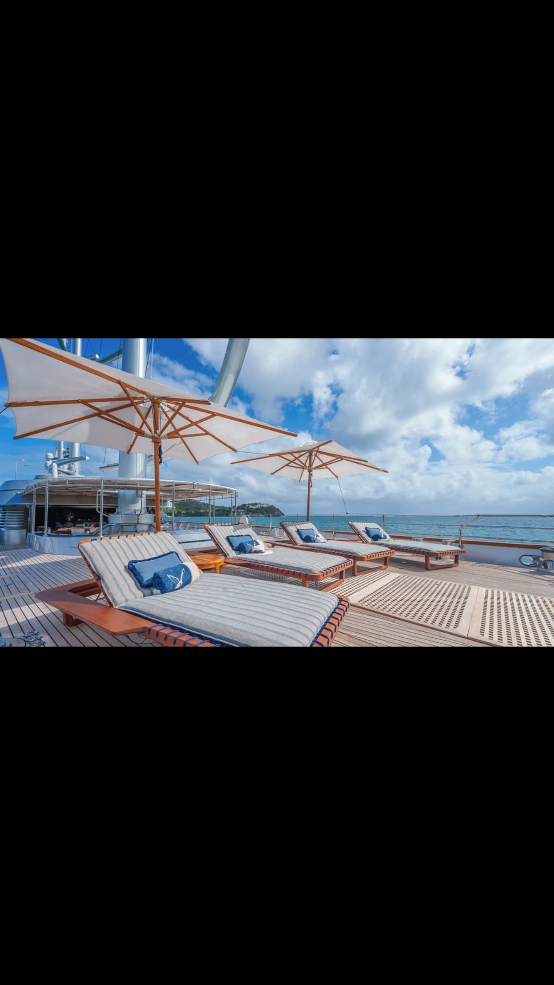 MALTESE FALCON view 13