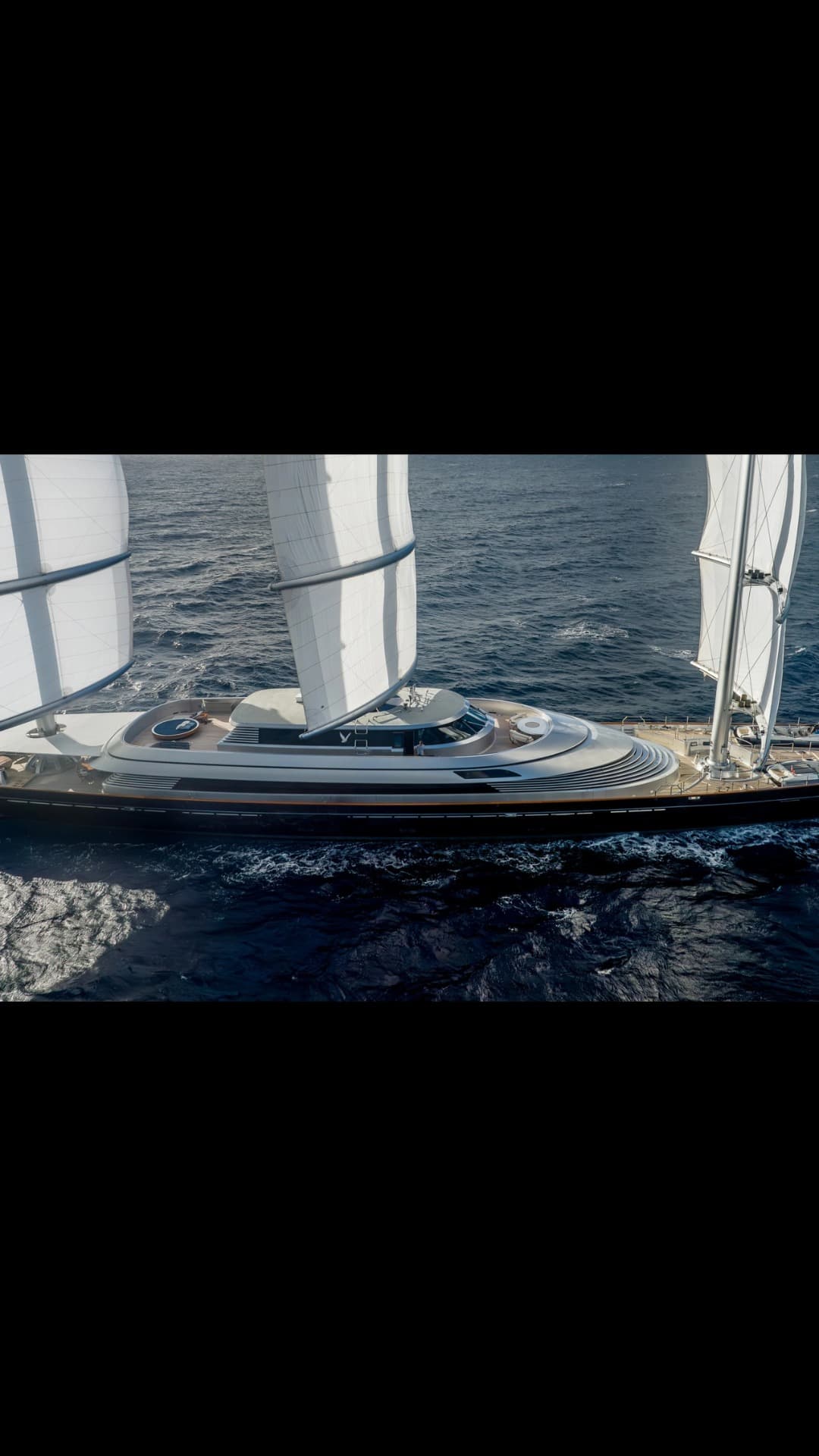 MALTESE FALCON view 5