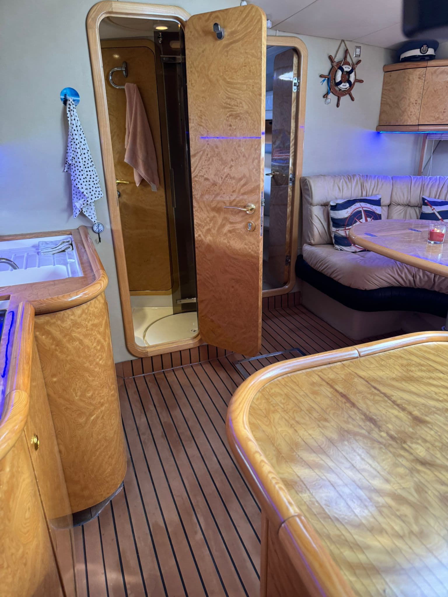 Portofino 400 view 9