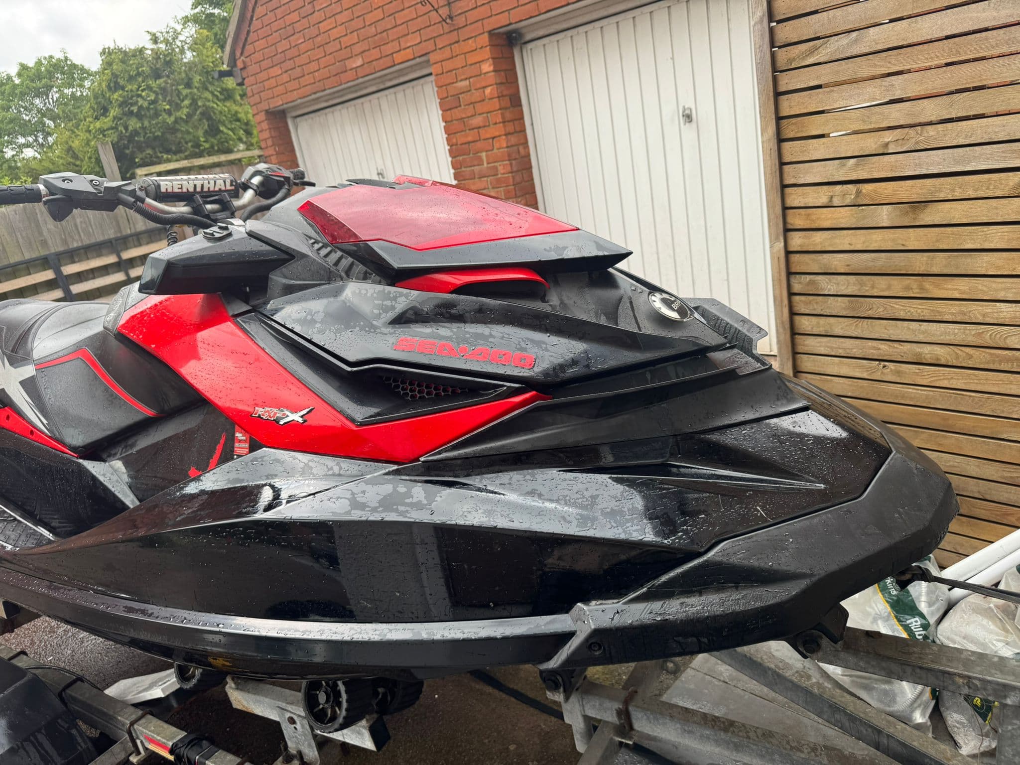 Sea-Doo RXP 260 view 3