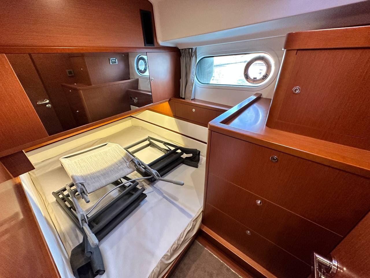 Beneteau Swift Trawler 44 for sale view 53