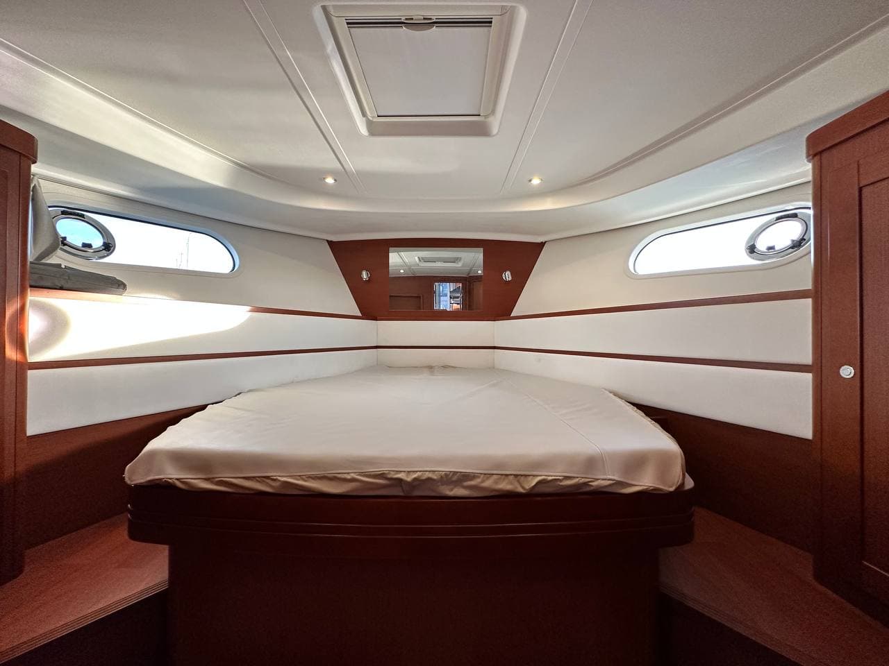 Beneteau Swift Trawler 44 for sale view 55